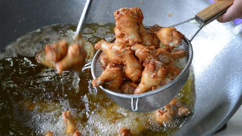 Flying chicken in a pan. Stock Footage 107657781