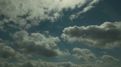 Flying Clouds Video stock 7753298