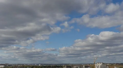 Flying clouds, time lapse 動画素材 55536714