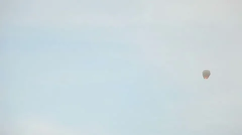 Flying to a distance Vidéo 24438536