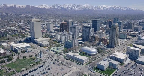 Flying DJI Mavic Pro in Salt Lake City, Utah Stock Footage 106667647