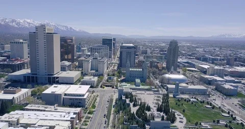 Flying DJI Mavic Pro in Salt Lake City, Utah Stock Footage 106667739