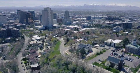 Flying DJI Mavic Pro in Salt Lake City, Utah Stock Footage 106667831