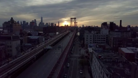 Flying down the Williamsburg Bridge Stock Footage 74815474