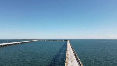Flying Drone Shot Of Old And New Bahia Honda Bridge In The Florida Keys Vídeo Stock 288242052