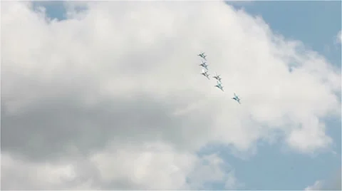 Flying fighter closeup 動画素材 39856063