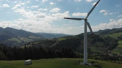 Flying forward to wind turbine Stock Footage 140070357