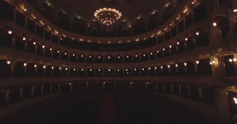 Flying inside the Opera house. Turning on  illumination. 4K Vidéo 55878343