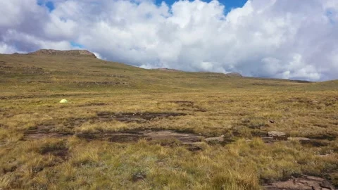 Flying low over beautiful terrain of Drakensberg mountains Stock-Footage 219949398
