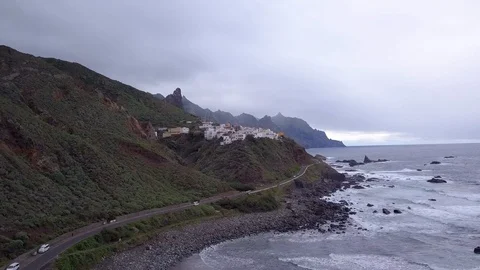 Flying over Almacigo Beach Stock-Footage 106881465