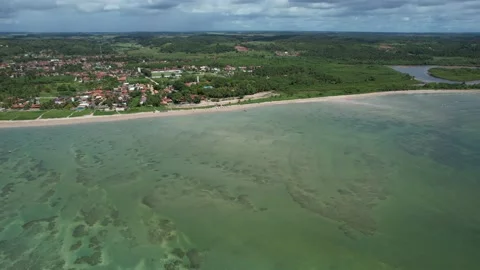 Flying over the beach of So Miguel dos Milagres, touristic and paradisiacal b Vidéo 196263524