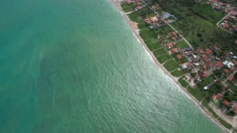 Flying over the beach of So Miguel dos Milagres, touristic and paradisiacal b Vidéo 196263559