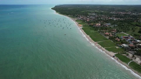 Flying over the beach of So Miguel dos Milagres, touristic and paradisiacal b Vidéo 196263560