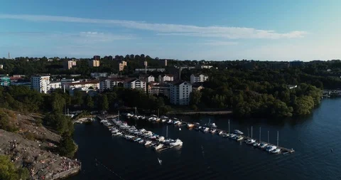Flying in over the buildings Stock Footage 124005107
