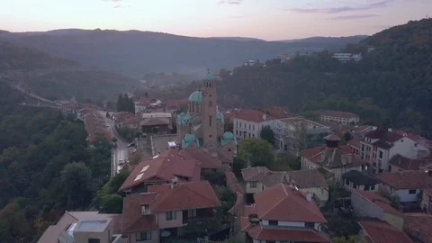 Flying over a cathedral Video stock 121325594