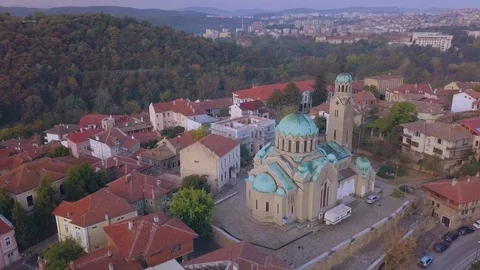 Flying over a cathedral Video stock 121325984