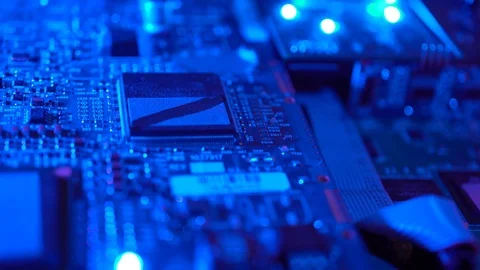 "Flying" over a circuit board loaded with LED's and flashing lights 05 Video stock 89094091