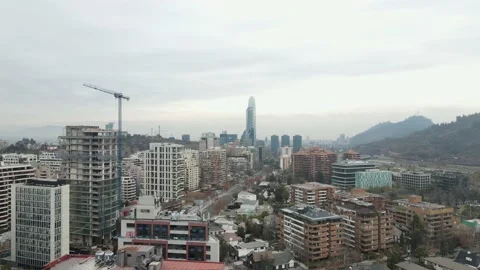 Flying over constructions and cranes in the city Vidéo 135495331