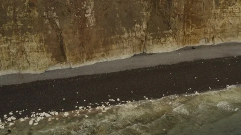 Flying over the edge of the cliff Video stock 123676532