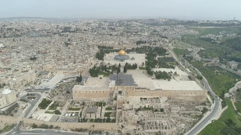 Flying over empty Jerusalem Temple Mount on COVID-19 quarantine. File5-04 스톡 동영상 128145665