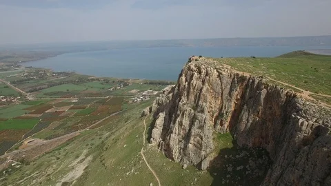 Flying over the gorgeous cliffs of Mt. Arbel. Israel. DJI-0162-04 Vidéo 123814425