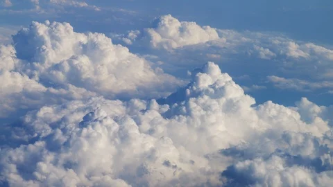 Flying over heavenly beautiful cloudscape. Stock-Footage 113578881