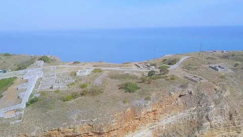 Flying over key in the ocean Video stock 121308832