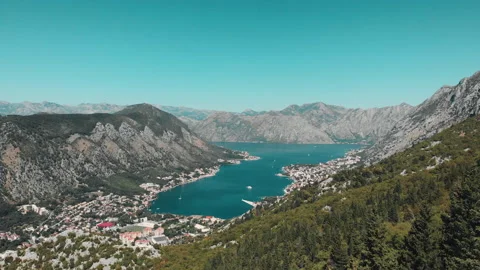 Flying over Kotor 스톡 동영상 184072617