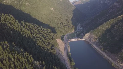 Flying over a lake 11 Vidéo 91702979