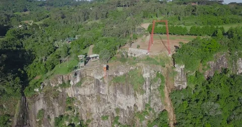 Flying over Mountain. Flying Cliff Vídeo Stock 88455311