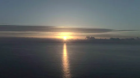 Flying over the ocean at sunrise, timelapse Vidéo 93971663