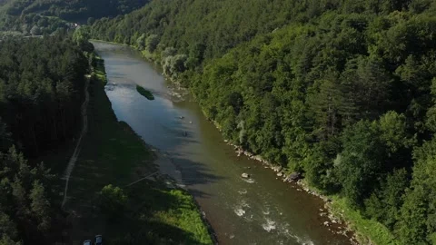 Flying over Poprad river in summer. Beskid Mountains, village Rytro, Poland. Stock Footage 140914620