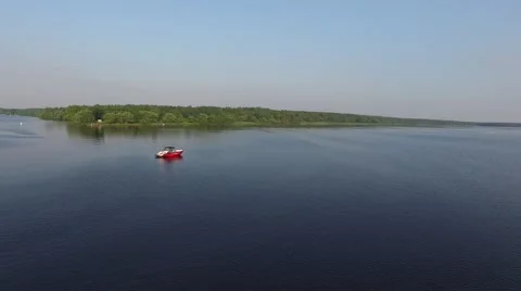 Flying over red powerboat on the river. Aerial view. Stock-Footage 66325560