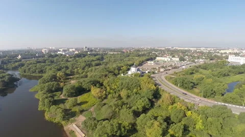 Flying over the river (backward) 動画素材 61881929