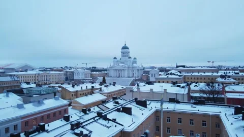 Flying over the Senate Square toward Helsinki Cathedral in the Winter Stock-Footage 171260211