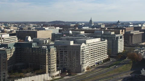 Flying over Southwest District of Washington DC, Southwest Freeway coming into Stock Footage 59199063