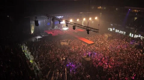 Flying over the stage and spectators at the concert. 스톡 동영상 48702388