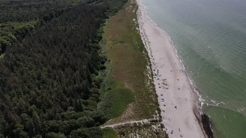 Flying Over Sunny Beach, Baltic Sea, Island View, Tilt-Up Shot Video stock 139518938