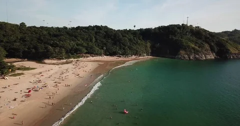 Flying over the tropical beach 動画素材 88269417
