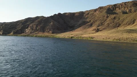 Flying over the water3 库存影片 246880734