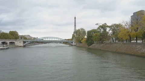 Flying up from Seine River to Eiffel Tower Paris France Stock-Footage 86201680