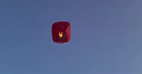 Flying in the sky fire paper lantern Stock Footage 133489440