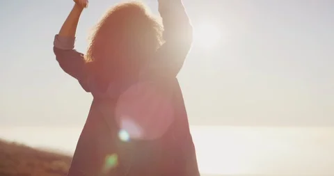 Flying into the sunset Stock Footage 124553114