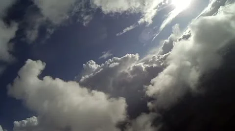 Flying through clouds 8.a Stockbeeldmateriaal 21242951