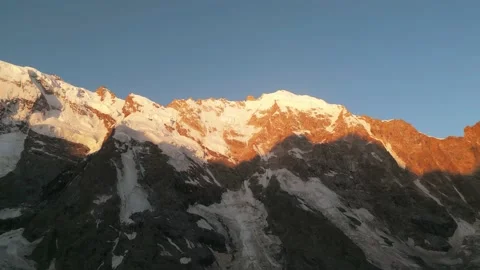 Flying Through Clouds Above Mountain Tops Paradise Heaven Eternity Creation Vidéo 219005387