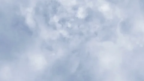 Flying Through The Clouds. Looop Stock-Footage 75005514