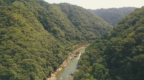 Flying through Kyoto Mountains 4k Vídeo Stock 67352014