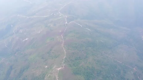 Flying through the mountains in the Ling Wui Shan, Lantau Island, Hong Kong Video stock 195281615