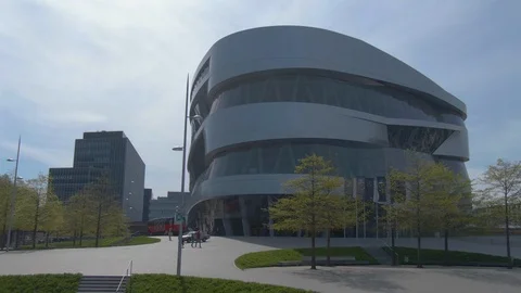 Flying through the streets of Stuttgart Video stock 106845997