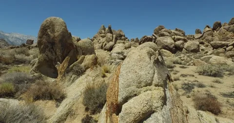 Flying through unusual rock formations Video stock 57930036